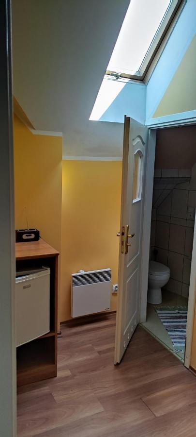 Pokoje I Kwatery W Augustowie Exterior foto
